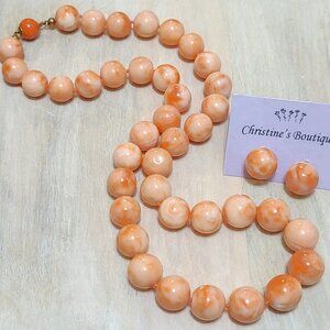 Estate vintage necklace, earrings set, geniune coral with Coral 18K Gold Clasp